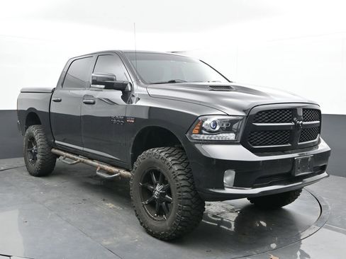 Used 2017 RAM 1500 Sport w/ Convenience Group AWD/4WD image 3