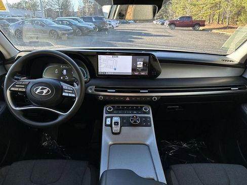 Used 2023 Hyundai Palisade SE w/ Cargo Package image 25
