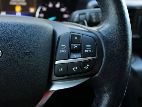 Used 2020 Ford Explorer Limited image 23