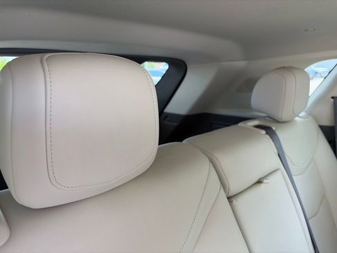 Used 2023 Cadillac XT5 Premium Luxury FWD image 13