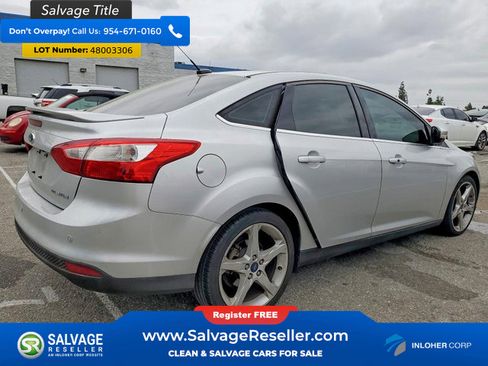 Used 2013 Ford Focus Titanium w/ Titanium Handling Pkg FWD image 4