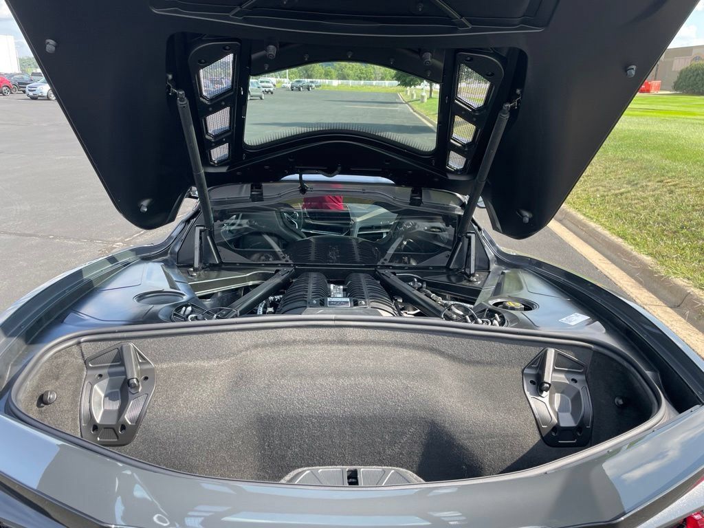 Used 2027 Chevrolet Corvette Z06 w/ Battery Protection Package RWD image 22