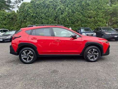 Used 2024 Subaru Crosstrek 2.0i Premium image 4