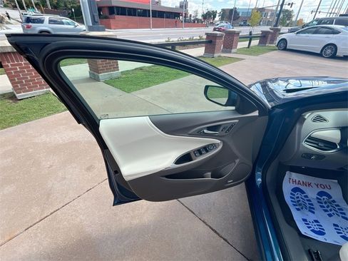 Certified 2024 Chevrolet Malibu LT image 13