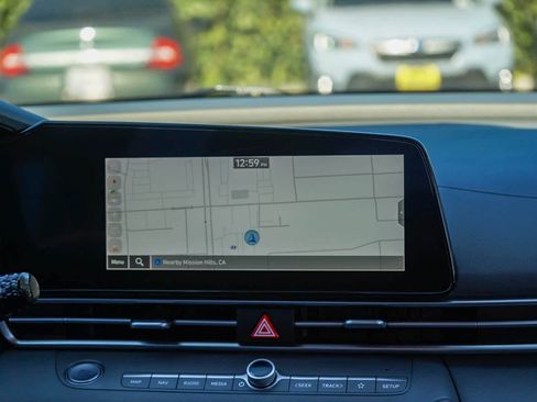 New 2023 Hyundai Elantra SEL w/ Convenience Package image 14