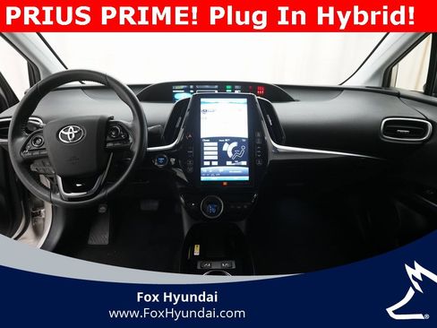 Used 2021 Toyota Prius Prime Limited w/ Carpet Mat Package (TMS) image 5