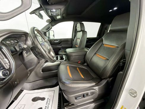 Used 2023 GMC Sierra 2500 AT4 w/ Gooseneck/5TH Wheel Package image 19