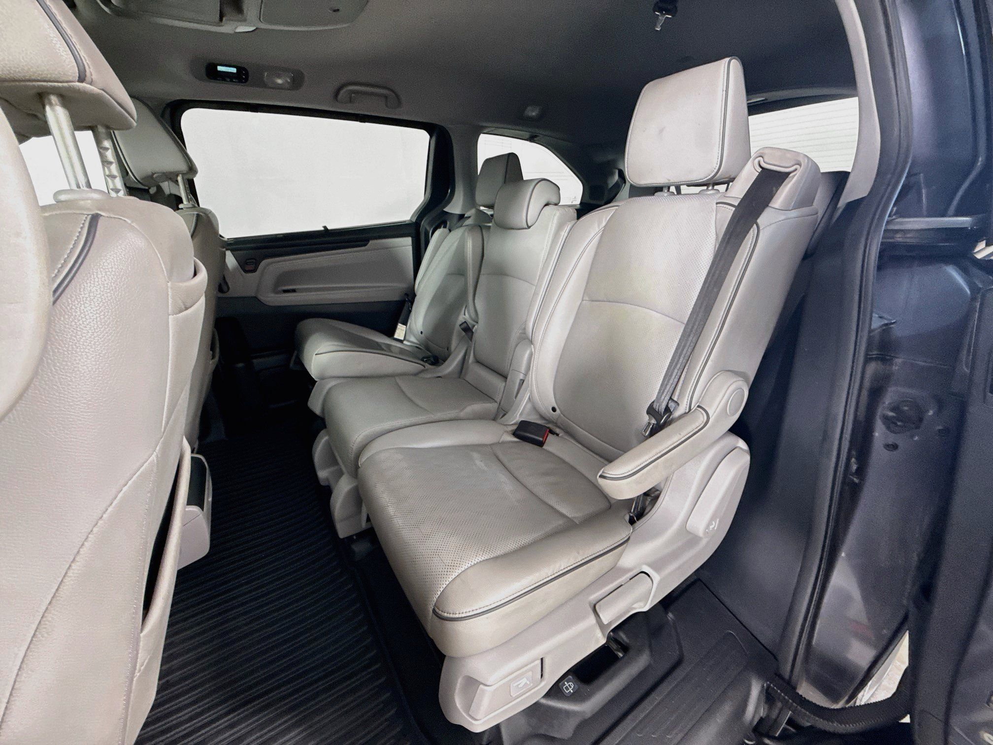 Used 2021 Honda Odyssey Elite image 23