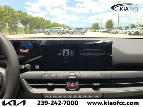 New 2026 Kia K4 FWD image 19