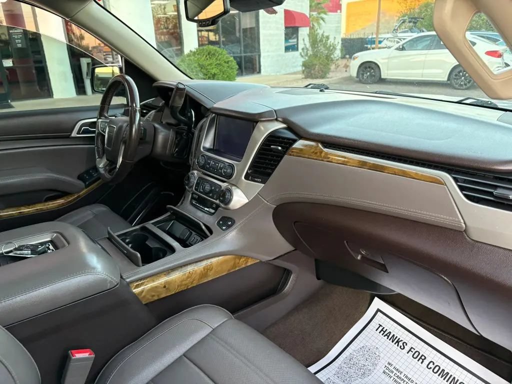 Used 2017 GMC Yukon XL Denali AWD/4WD image 17