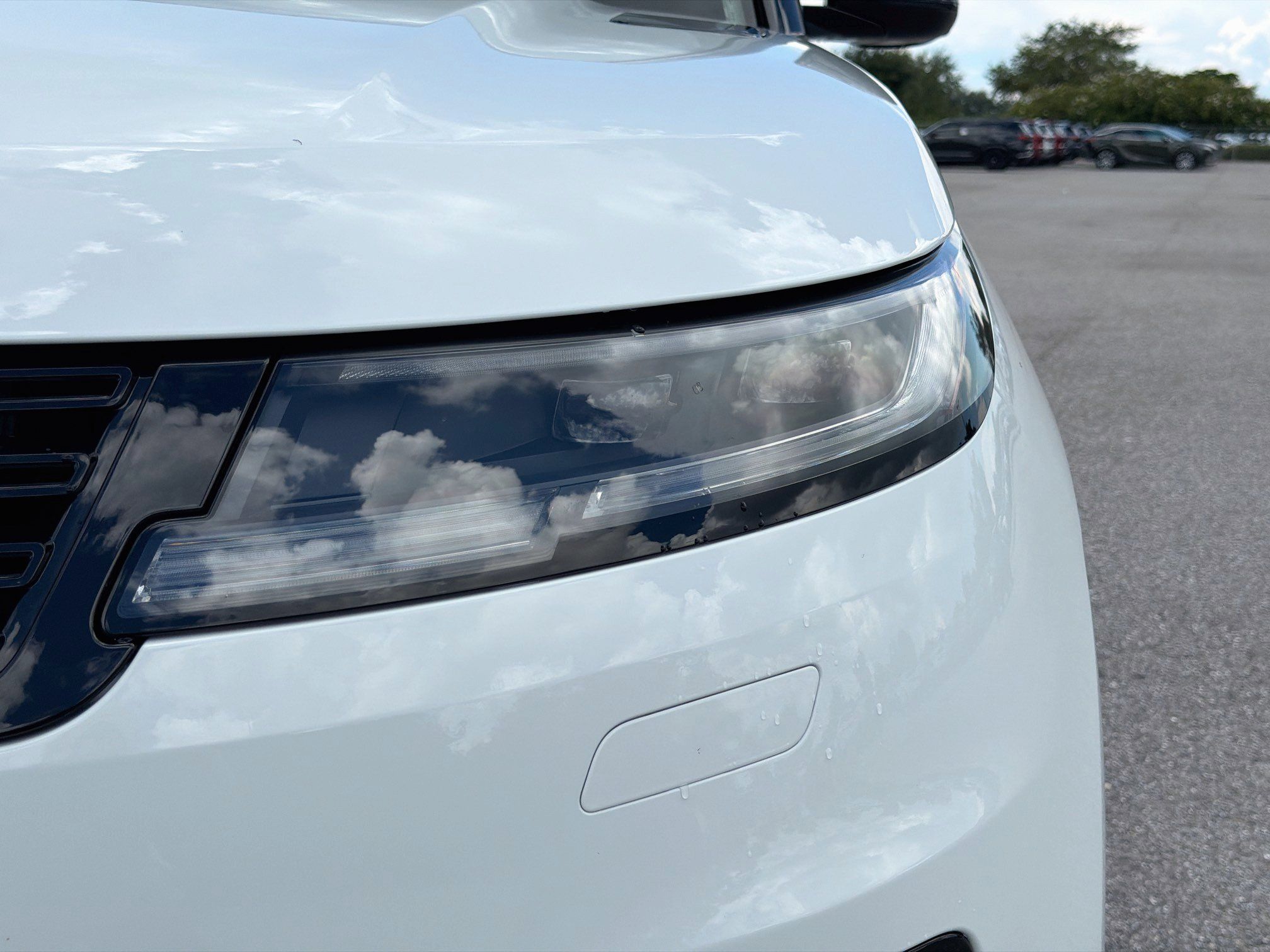 New 2027 Land Rover Range Rover Sport SE AWD/4WD image 9