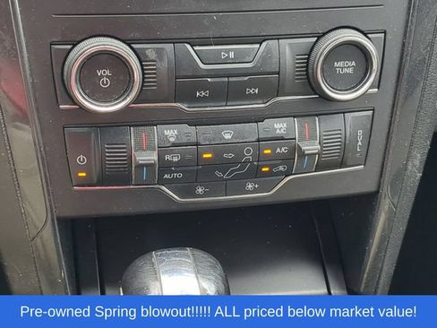 Used 2019 Ford Explorer XLT w/ Equipment Group 201A FWD image 33