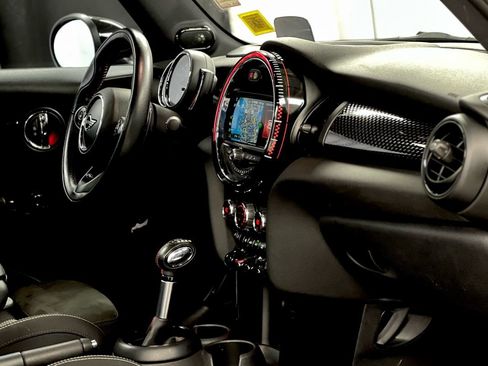 Used 2019 MINI Cooper John Cooper Works FWD image 21