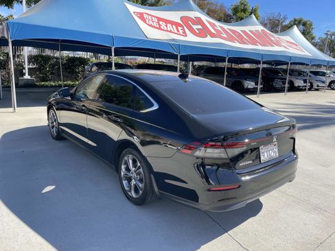 Certified 2024 Honda Accord EX image 27