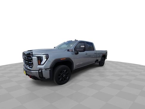 Used 2024 GMC Sierra 2500 AT4 w/ AT4 Premium Plus Package AWD/4WD image 4
