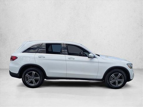 Used 2020 Mercedes-Benz GLC 300 4MATIC image 4