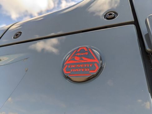 New 2026 Jeep Gladiator Mojave image 24