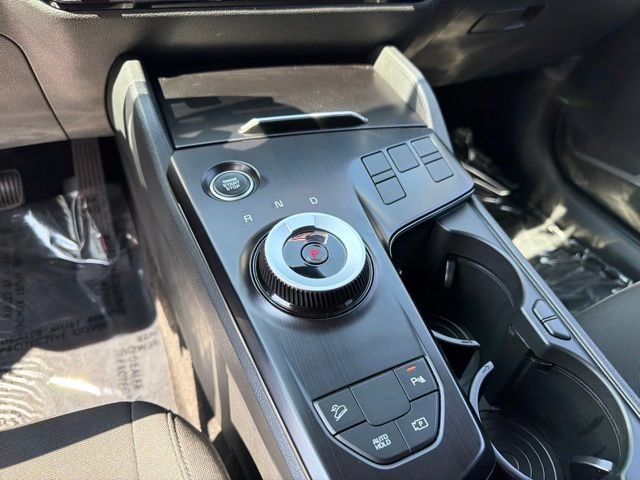 Used 2026 Kia Sportage LX FWD image 24