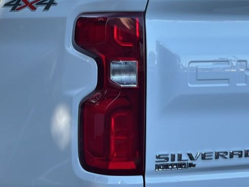 Used 2026 Chevrolet Silverado 1500 RST w/ RST Select Package AWD/4WD image 25