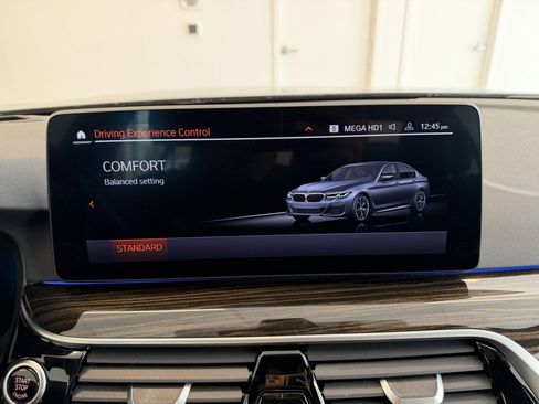 Used 2021 BMW 540i xDrive 540i xDrive w/ M Sport Package image 31