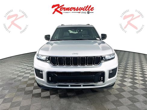 New 2025 Jeep Grand Cherokee L Overland w/ Luxury Tech Group IV image 2