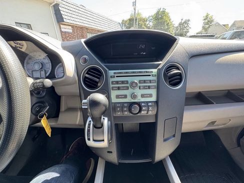 Used 2010 Honda Pilot LX image 6
