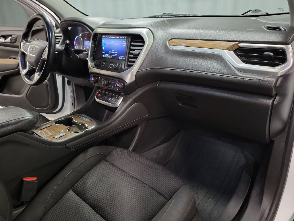Used 2020 GMC Acadia SLE w/ Driver Convenience Package FWD image 36