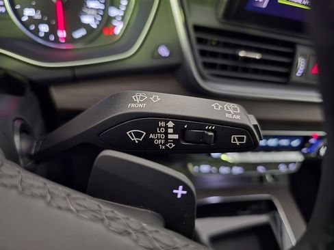 Used 2025 Audi Q5 2.0T Premium image 20