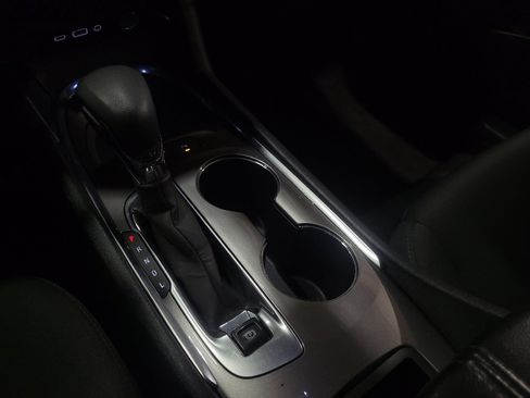 Used 2022 Chevrolet Malibu LT image 26