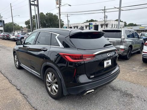 Used 2019 INFINITI QX50 Luxe w/ Navigation Package FWD image 9