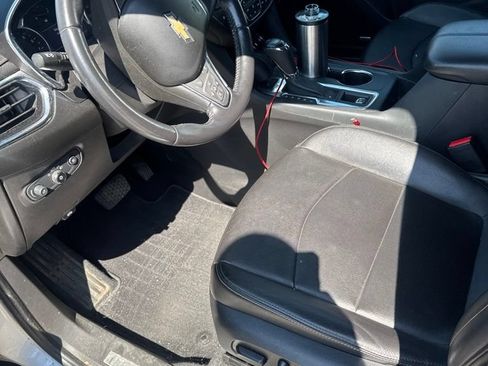 Used 2021 Chevrolet Equinox Premier AWD/4WD image 15