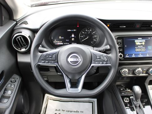 Certified 2024 Nissan Kicks SV image 21
