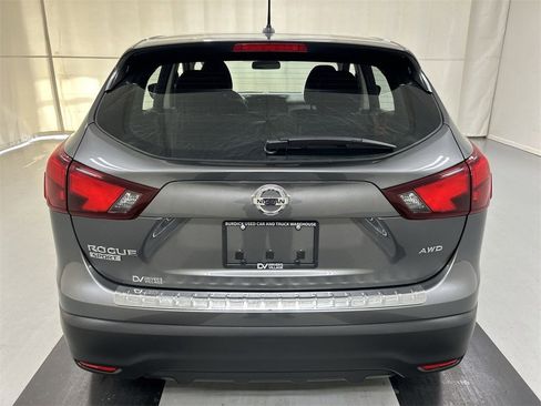 Used 2018 Nissan Rogue Sport S w/ S Appearance Package image 23