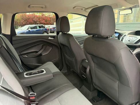 Used 2015 Ford Escape SE AWD/4WD image 21