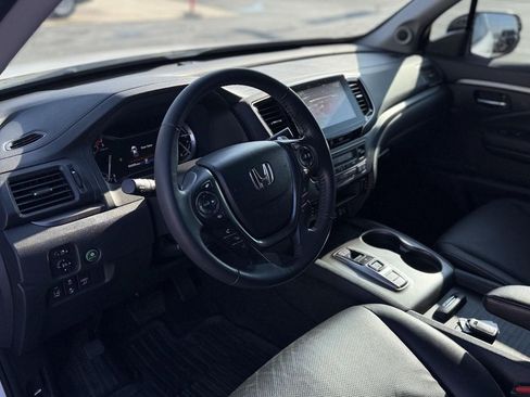 Certified 2023 Honda Ridgeline RTL image 18