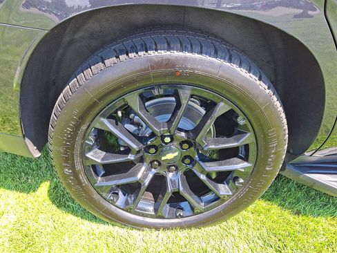 Used 2024 Chevrolet Tahoe LS w/ Driver Alert Package AWD/4WD image 8