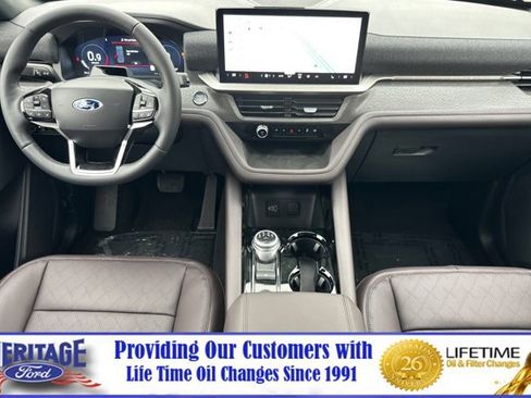 New 2026 Ford Explorer Platinum image 13