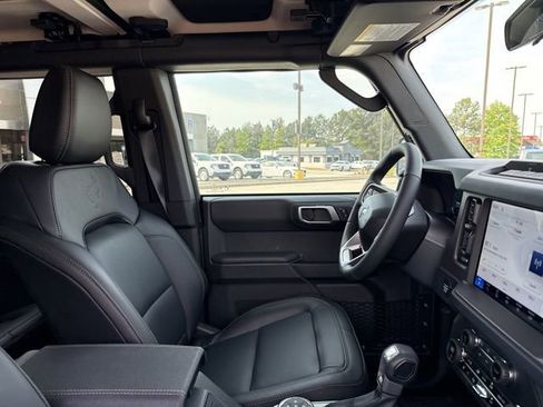 New 2026 Ford Bronco Badlands AWD/4WD image 14
