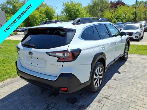 Certified 2025 Subaru Outback Premium AWD/4WD image 7
