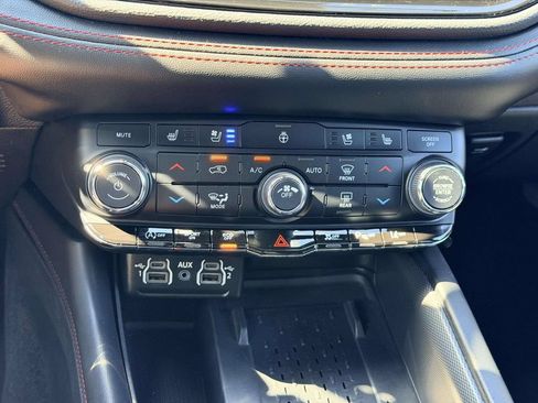 Certified 2025 Dodge Durango GT AWD/4WD image 20