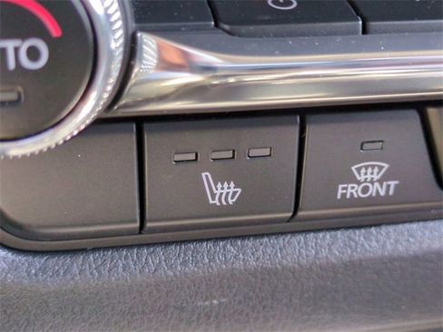 Used 2022 MAZDA CX-30 AWD 2.5 S w/ Premium Package image 23