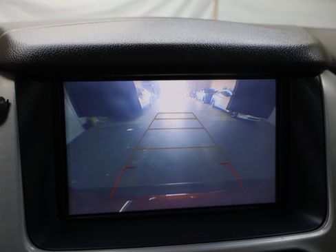 Used 2019 GMC Yukon XL SLT w/ Open Road Package image 24