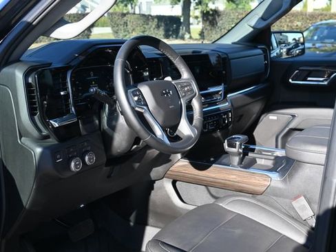 Used 2024 Chevrolet Silverado 1500 RST w/ Convenience Package II image 9