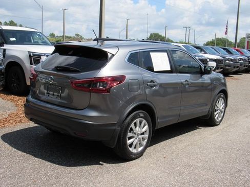 Certified 2022 Nissan Rogue Sport S FWD image 3