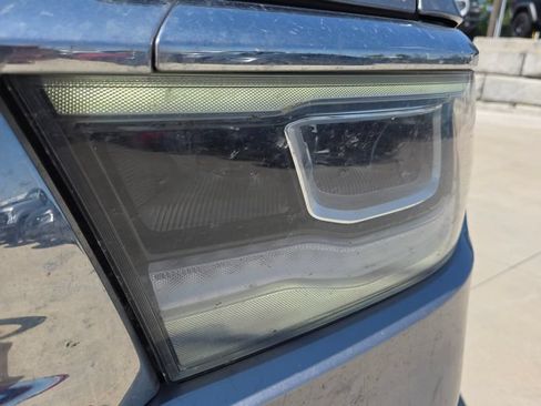 Used 2019 RAM 1500 Big Horn AWD/4WD image 10