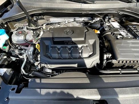 Used 2024 Volkswagen Tiguan Wolfsburg Edition image 7