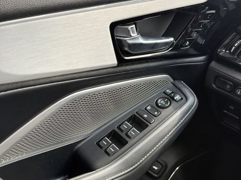 Used 2023 Acura MDX SH-AWD w/ Technology Package image 17