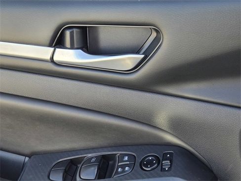 Used 2022 Nissan Altima 2.5 SV image 19