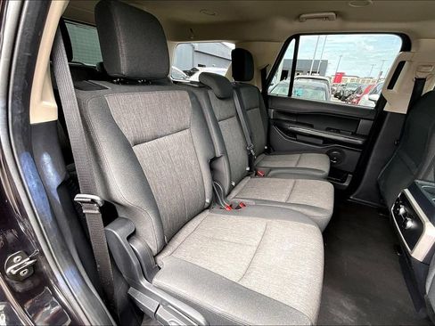 Used 2024 Ford Expedition XLT RWD image 36