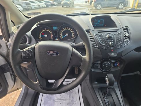 Used 2015 Ford Fiesta S image 15